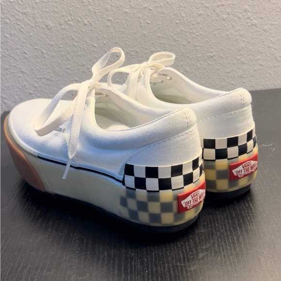 Vans White Canvas Sneakers with Black Checkered Heel - Picture 4 of 6